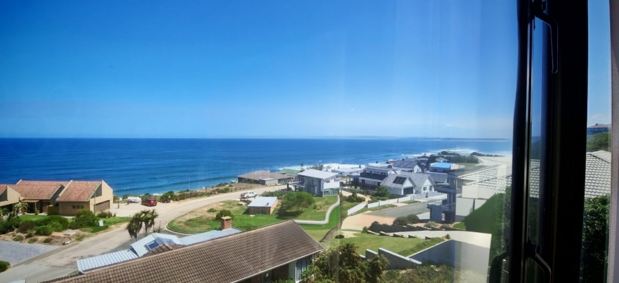 3 Bedroom Property for Sale in Dana Bay Western Cape